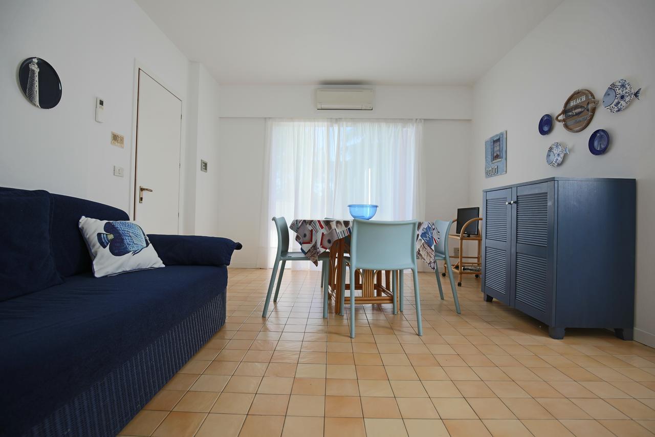 Residence Selenis Каорле Екстер'єр фото